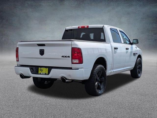 2019 RAM 1500 Classic Express 4x4 Crew Cab 5'7" Box