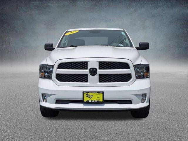 2019 RAM 1500 Classic Express 4x4 Crew Cab 5'7" Box