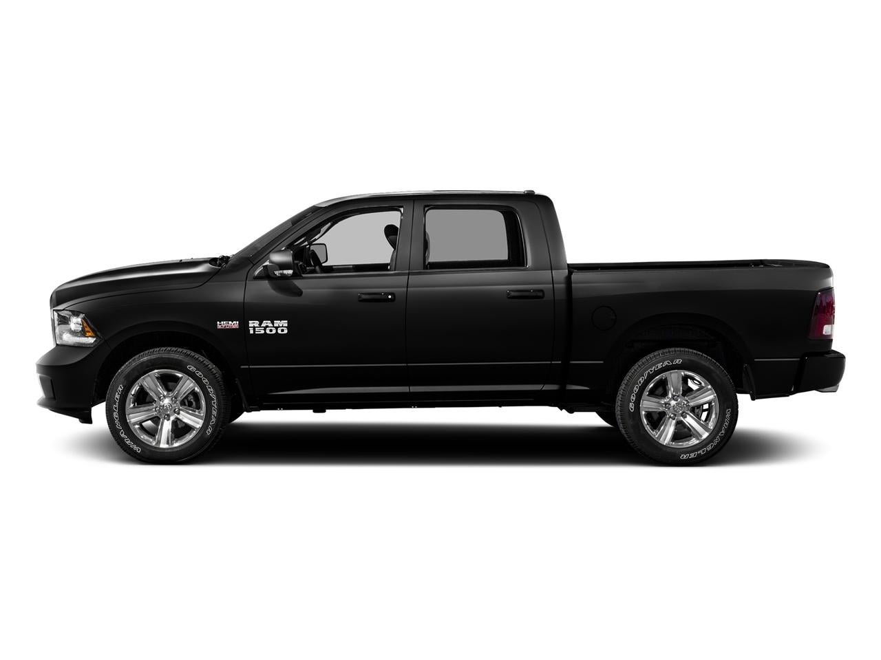2016 RAM 1500 4WD Crew Cab 5.7 Ft Box Express
