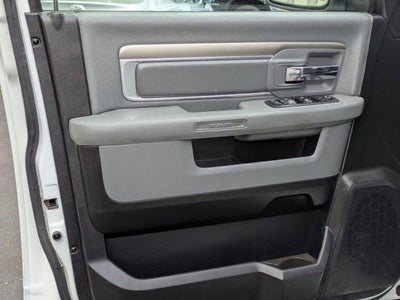 2015 RAM 1500 4WD Crew Cab 5.7 Ft Box Big Horn