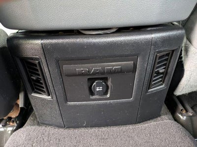 2015 RAM 1500 4WD Crew Cab 5.7 Ft Box Big Horn