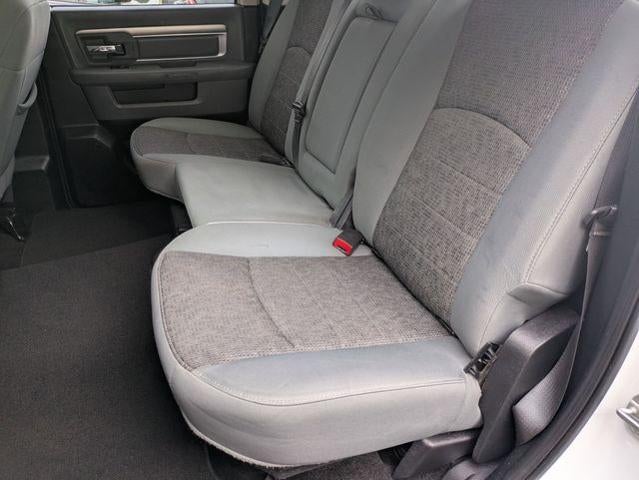 2015 RAM 1500 4WD Crew Cab 5.7 Ft Box Big Horn