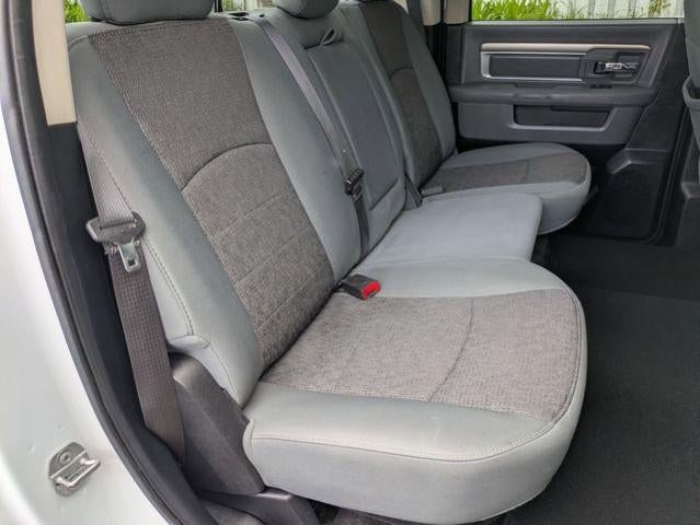 2015 RAM 1500 4WD Crew Cab 5.7 Ft Box Big Horn