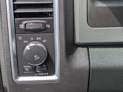 2015 RAM 1500 4WD Crew Cab 5.7 Ft Box Outdoorsman