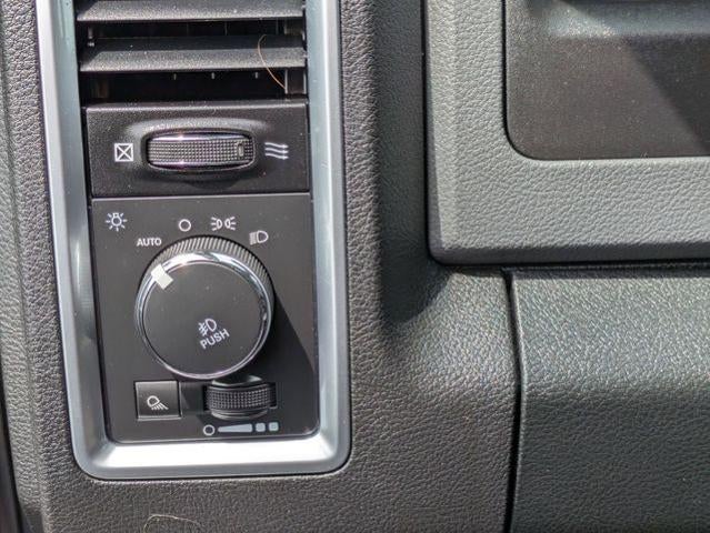 2015 RAM 1500 4WD Crew Cab 5.7 Ft Box Outdoorsman