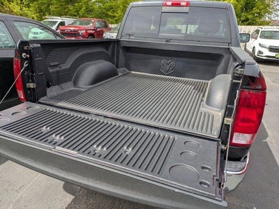 2015 RAM 1500 4WD Crew Cab 5.7 Ft Box Outdoorsman