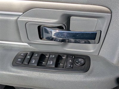 2014 RAM 1500 4WD Crew Cab 5.7 Ft Box Big Horn