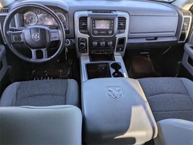 2014 RAM 1500 4WD Crew Cab 5.7 Ft Box Big Horn