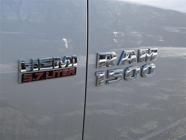 2014 RAM 1500 4WD Crew Cab 5.7 Ft Box Big Horn