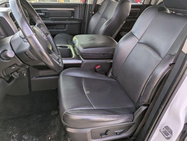 2017 RAM 1500 Night 4x4 Crew Cab 5'7" Box