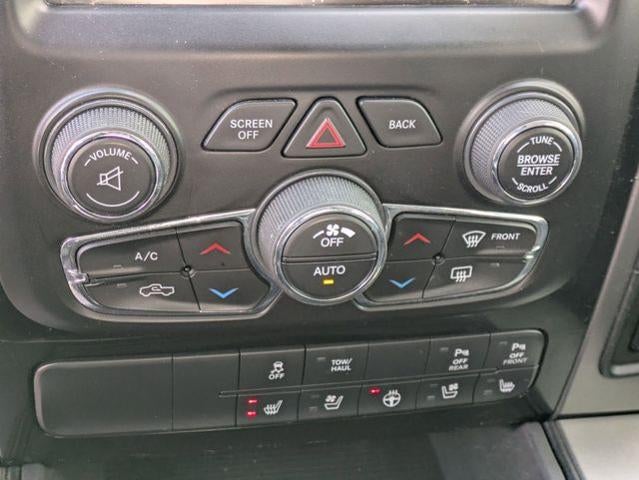 2017 RAM 1500 Night 4x4 Crew Cab 5'7" Box