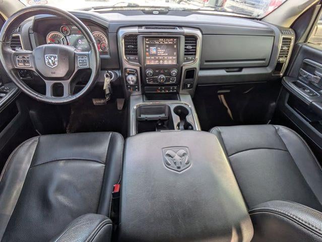 2017 RAM 1500 Night 4x4 Crew Cab 5'7" Box