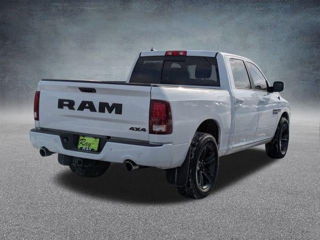 2017 RAM 1500 Night 4x4 Crew Cab 5'7" Box