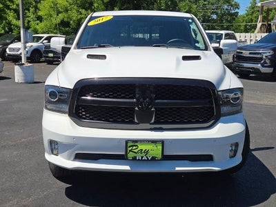 2017 RAM 1500 Night 4x4 Crew Cab 5'7" Box