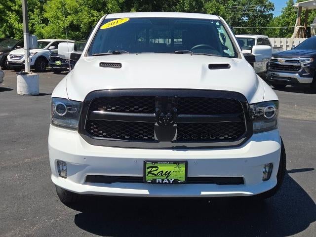 2017 RAM 1500 Night 4x4 Crew Cab 5'7" Box