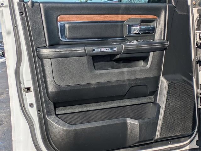 2018 RAM 1500 Laramie 4x4 Crew Cab 5'7" Box