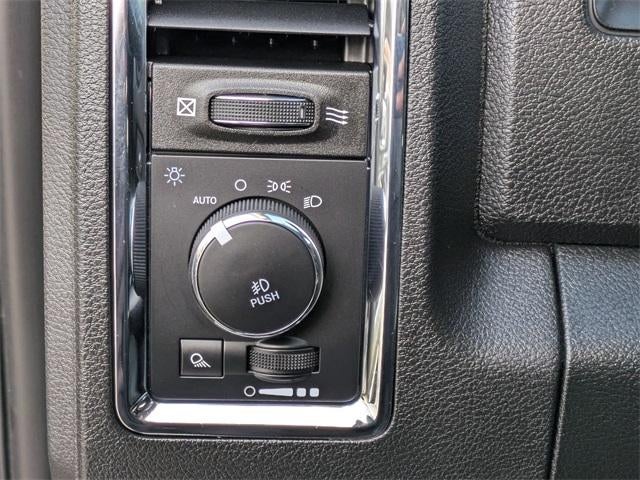 2018 RAM 1500 Laramie 4x4 Crew Cab 5'7" Box