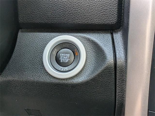 2018 RAM 1500 Laramie 4x4 Crew Cab 5'7" Box