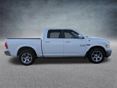 2018 RAM 1500 Laramie 4x4 Crew Cab 5'7" Box