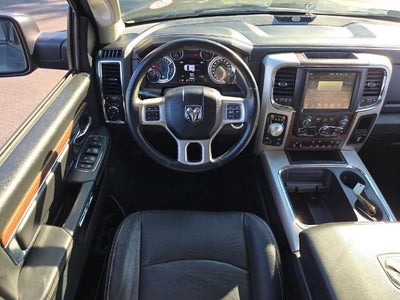 2017 RAM 1500 Laramie 4x4 Crew Cab 5'7" Box