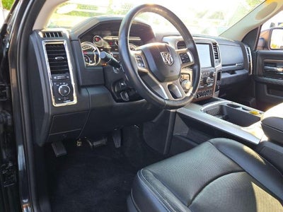 2017 RAM 1500 Laramie 4x4 Crew Cab 5'7" Box