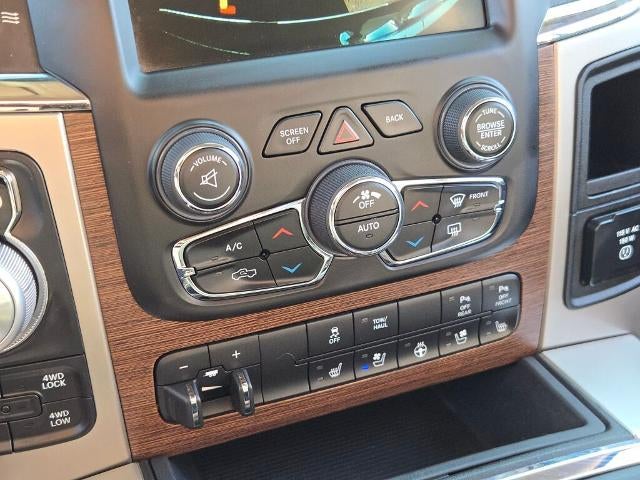 2017 RAM 1500 Laramie 4x4 Crew Cab 5'7" Box