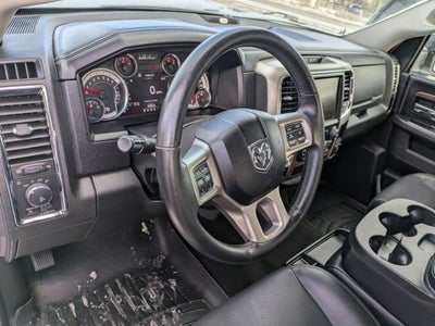 2017 RAM 1500 Laramie 4x4 Crew Cab 5'7" Box