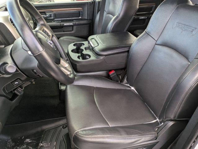 2017 RAM 1500 Laramie 4x4 Crew Cab 5'7" Box