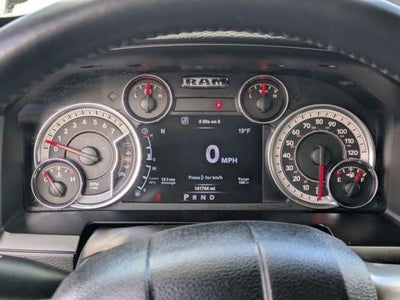 2017 RAM 1500 Laramie 4x4 Crew Cab 5'7" Box