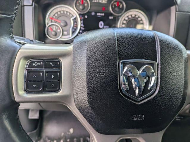 2017 RAM 1500 Laramie 4x4 Crew Cab 5'7" Box