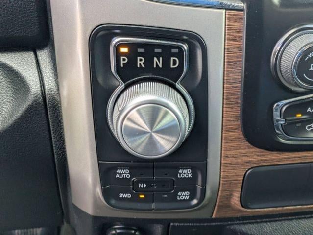 2017 RAM 1500 Laramie 4x4 Crew Cab 5'7" Box