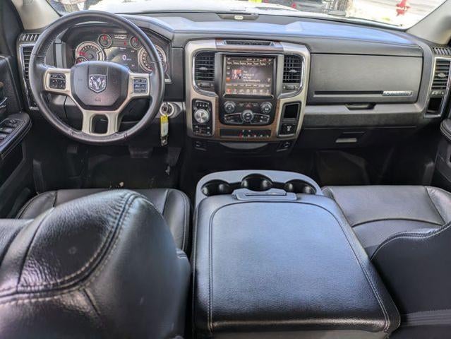 2017 RAM 1500 Laramie 4x4 Crew Cab 5'7" Box