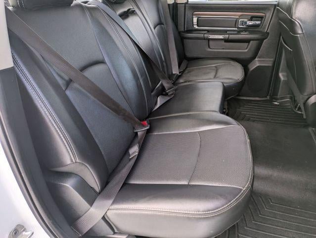 2017 RAM 1500 Laramie 4x4 Crew Cab 5'7" Box