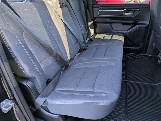 2021 RAM 1500 Big Horn 4x4 Crew Cab 5'7" Box