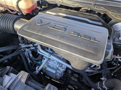 2021 RAM 1500 Big Horn 4x4 Crew Cab 5'7" Box