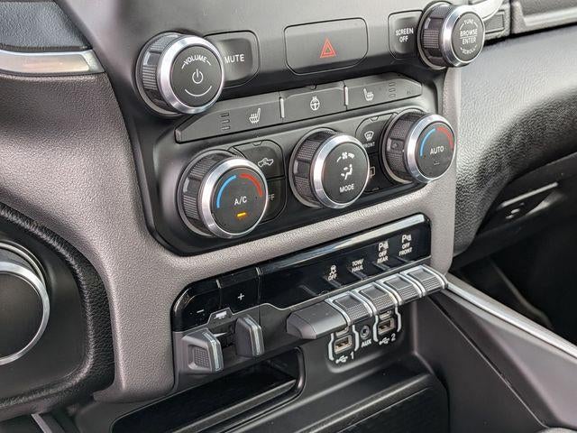 2021 RAM 1500 Big Horn 4x4 Crew Cab 5'7" Box