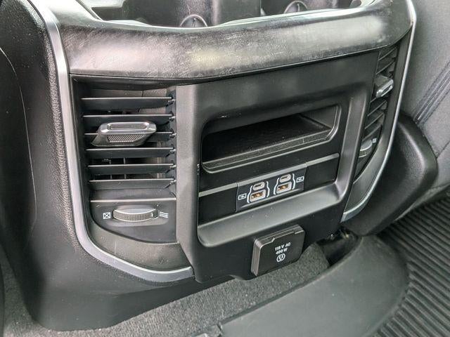2021 RAM 1500 Big Horn 4x4 Crew Cab 5'7" Box