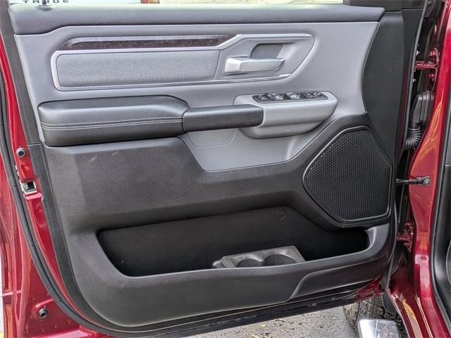 2020 RAM 1500 Big Horn 4x4 Crew Cab 5'7" Box