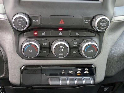 2020 RAM 1500 Big Horn 4x4 Crew Cab 5'7" Box