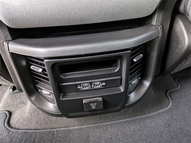 2020 RAM 1500 Big Horn 4x4 Crew Cab 5'7" Box