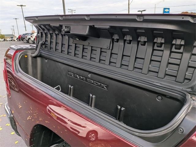 2020 RAM 1500 Big Horn 4x4 Crew Cab 5'7" Box