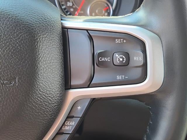 2022 RAM 1500 Big Horn 4x4 Crew Cab 5'7" Box
