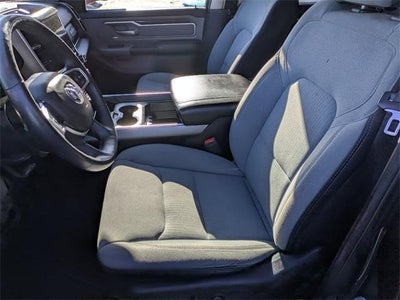 2019 RAM 1500 Big Horn/Lone Star 4x4 Crew Cab 5'7" Box