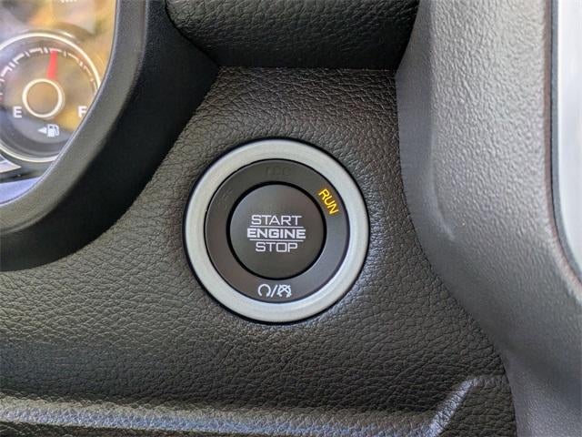 2019 RAM 1500 Big Horn/Lone Star 4x4 Crew Cab 5'7" Box