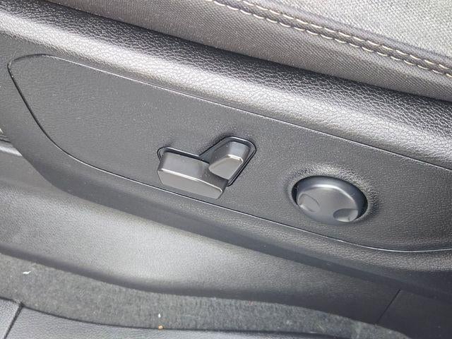 2022 RAM 1500 Big Horn 4x4 Crew Cab 5'7" Box