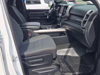 2022 RAM 1500 Big Horn 4x4 Crew Cab 5'7" Box