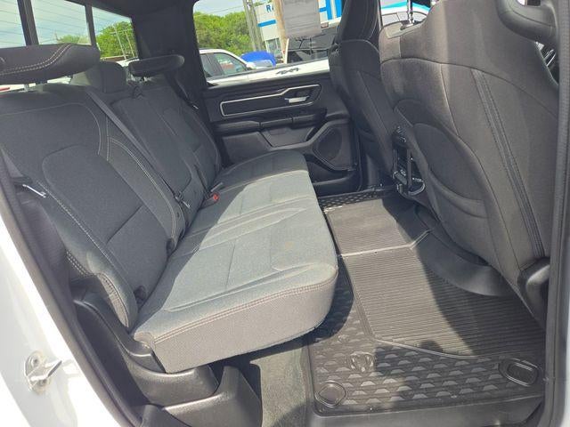 2022 RAM 1500 Big Horn 4x4 Crew Cab 5'7" Box