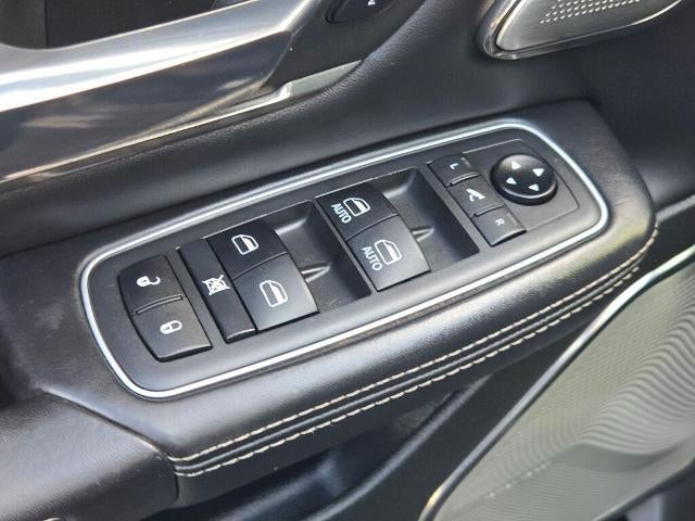 2021 RAM 1500 Limited 4x4 Crew Cab 5'7" Box