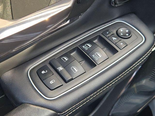 2024 RAM 1500 Limited 4x4 Crew Cab 5'7" Box