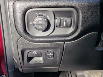 2022 RAM 1500 Laramie 4x4 Crew Cab 5'7" Box